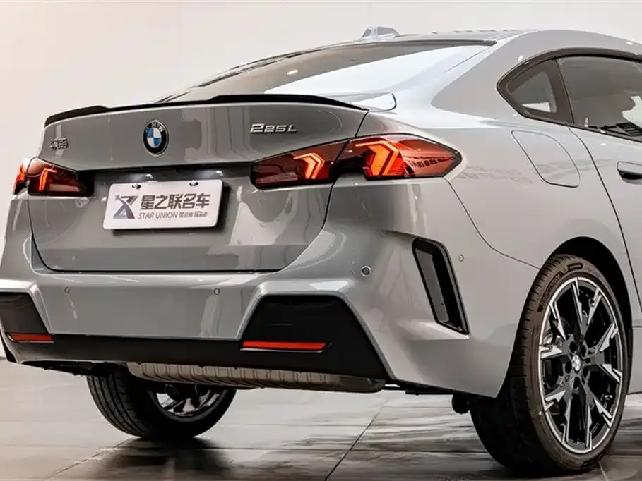BMW 2 Series 2025 из CN, фото 9