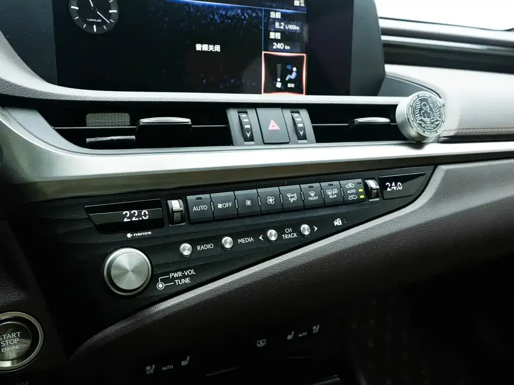 Lexus ES 2021 из CN, фото 10