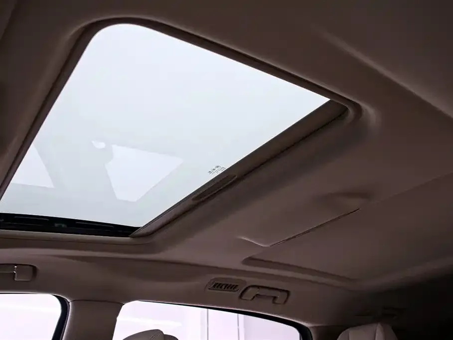 Buick GL8 2025 из CN, фото 4