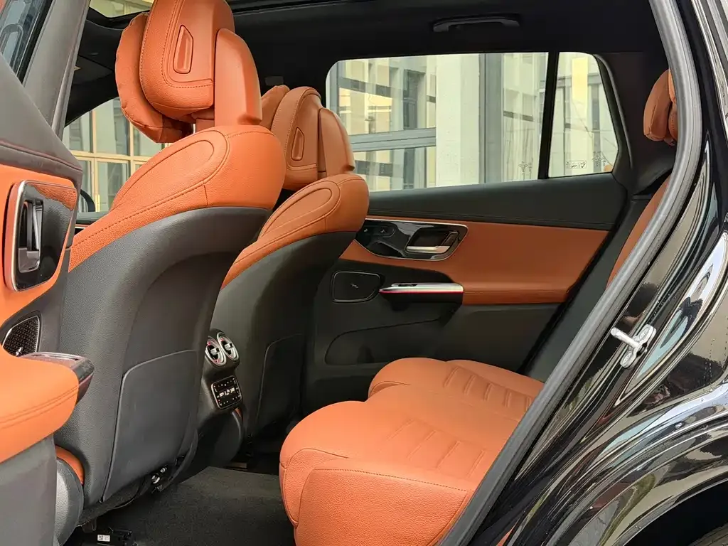 Mercedes-Benz GLC 2024 из CN, фото 9