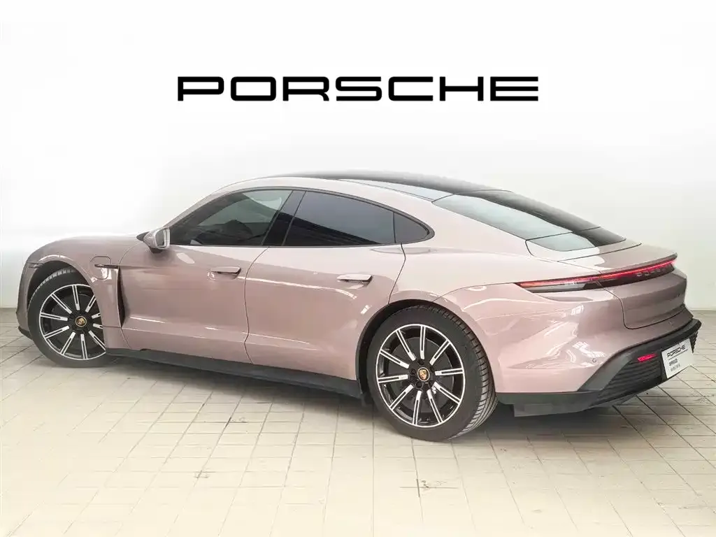 Porsche Taycan — фото 5