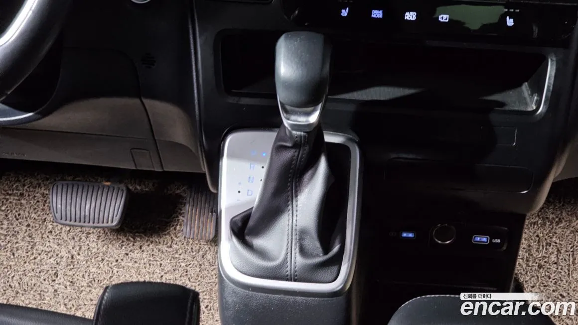 Hyundai Staria 2023 из KR, фото 9