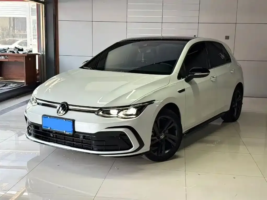 Volkswagen Golf 2022 из CN, фото 1