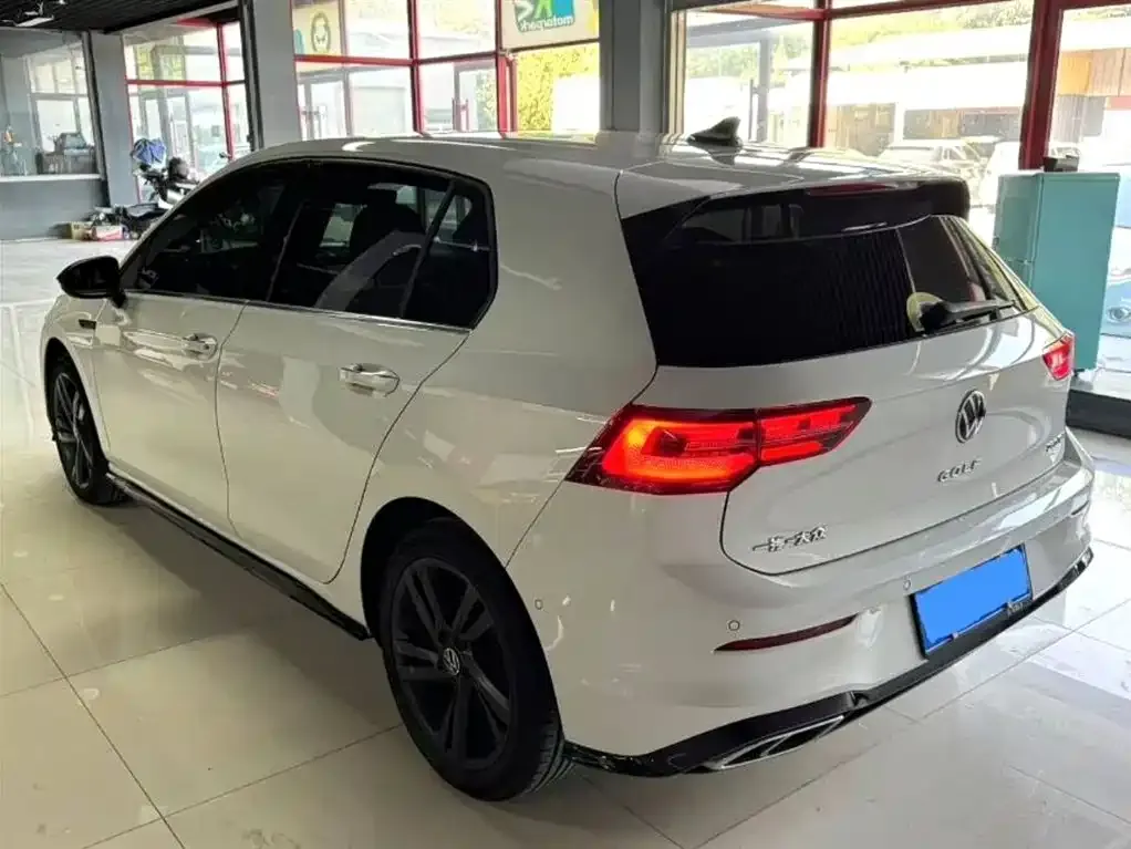 Volkswagen Golf 2022 из CN, фото 9