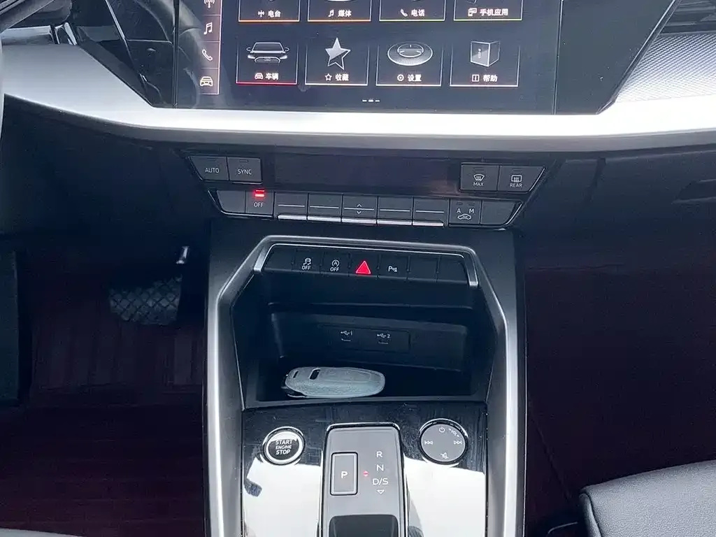 Audi A3 2022 из CN, фото 3