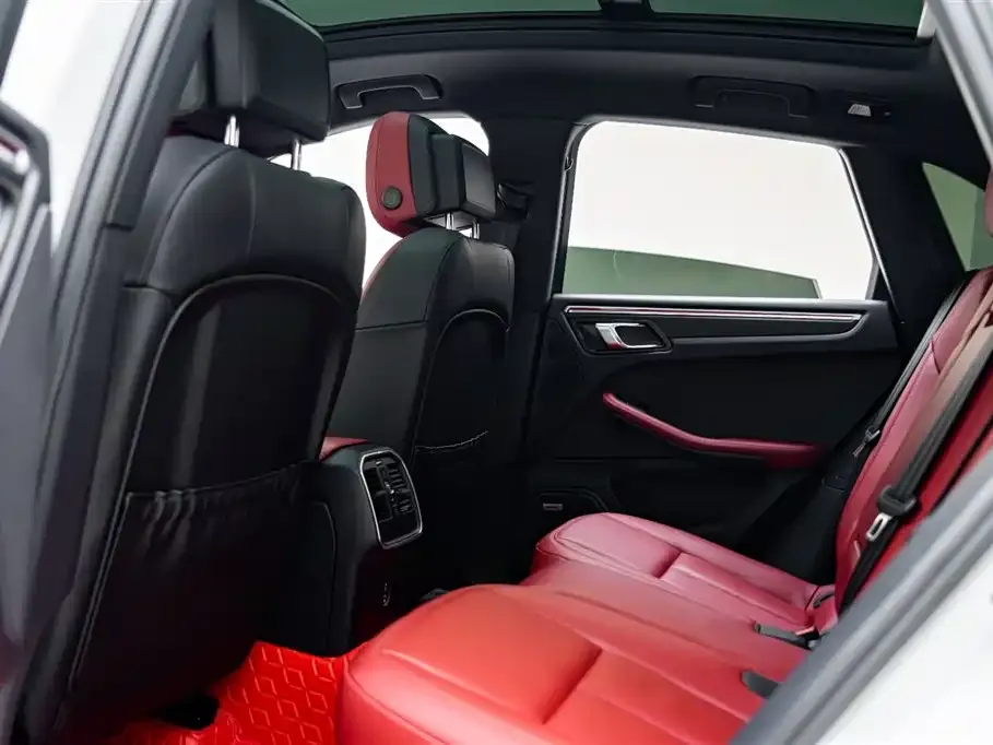 Porsche Macan 2023 из CN, фото 9