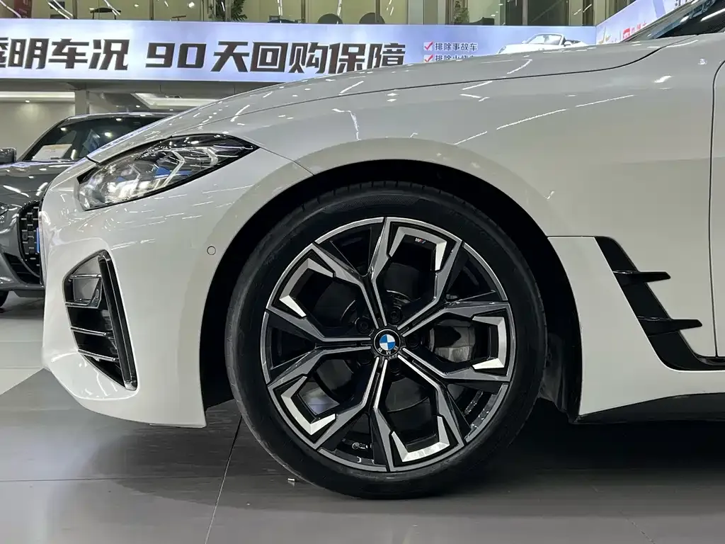 BMW 4 Series 2022 из CN, фото 6