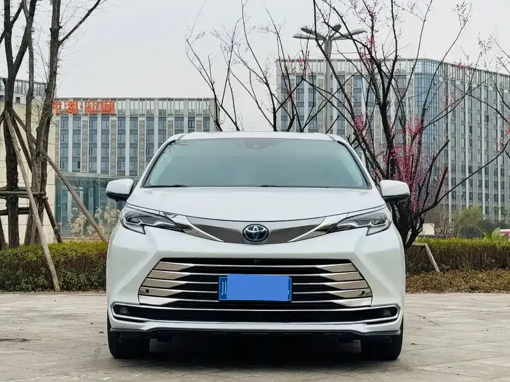 Toyota Sienna 2022 из CN, фото 9
