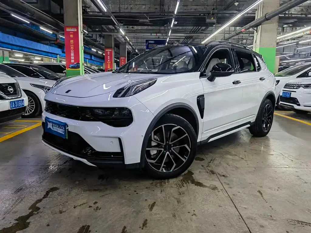 Lynk & Co 01 EM-P 2023 из CN, фото 1