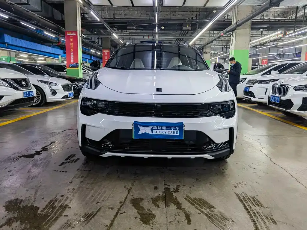 Lynk & Co 01 EM-P 2023 из CN, фото 10