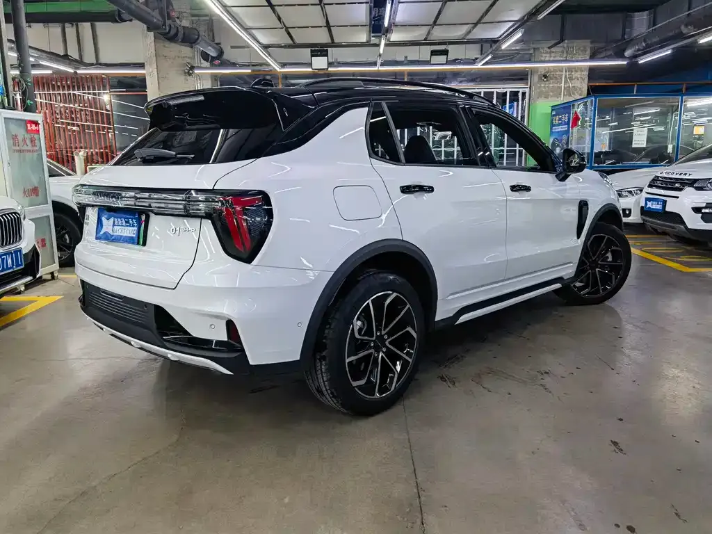 Lynk & Co 01 EM-P 2023 из CN, фото 8