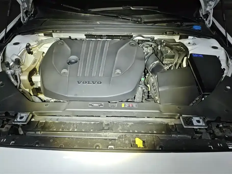 Volvo S60 2024 из CN, фото 10