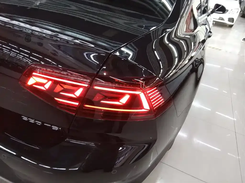 Volkswagen Magotan 2025 из CN, фото 2