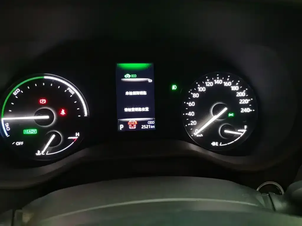 Toyota Sienna 2025 из CN, фото 4