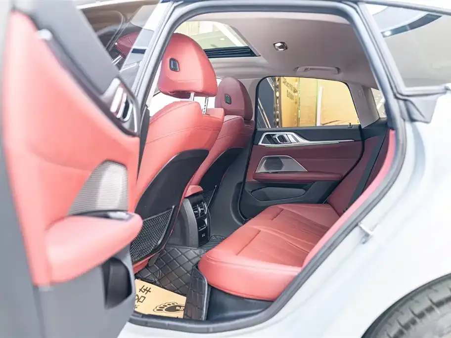 BMW 4 Series 2024 из CN, фото 9