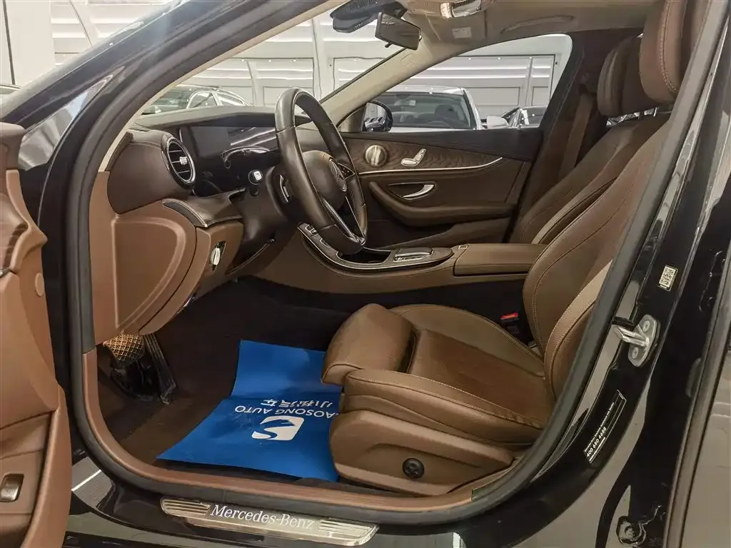 Mercedes-Benz E-Class 2024 из CN, фото 2