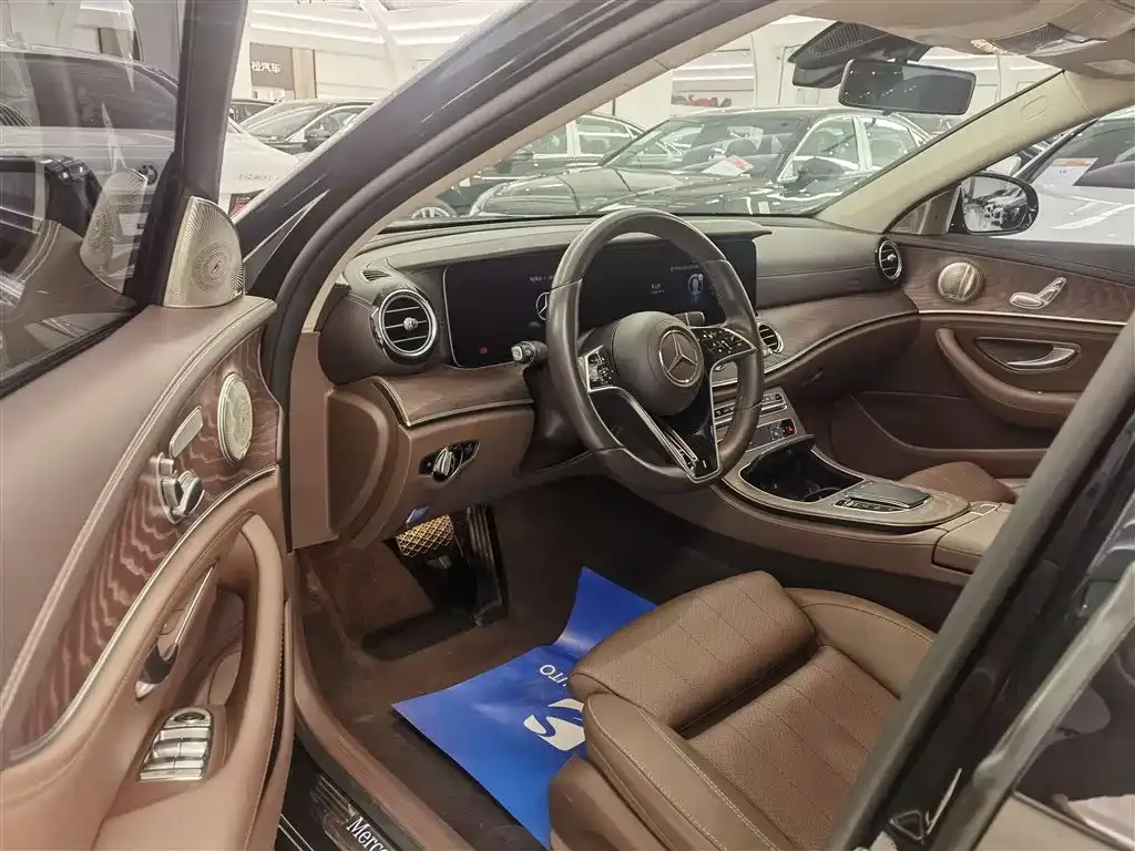Mercedes-Benz E-Class 2024 из CN, фото 6