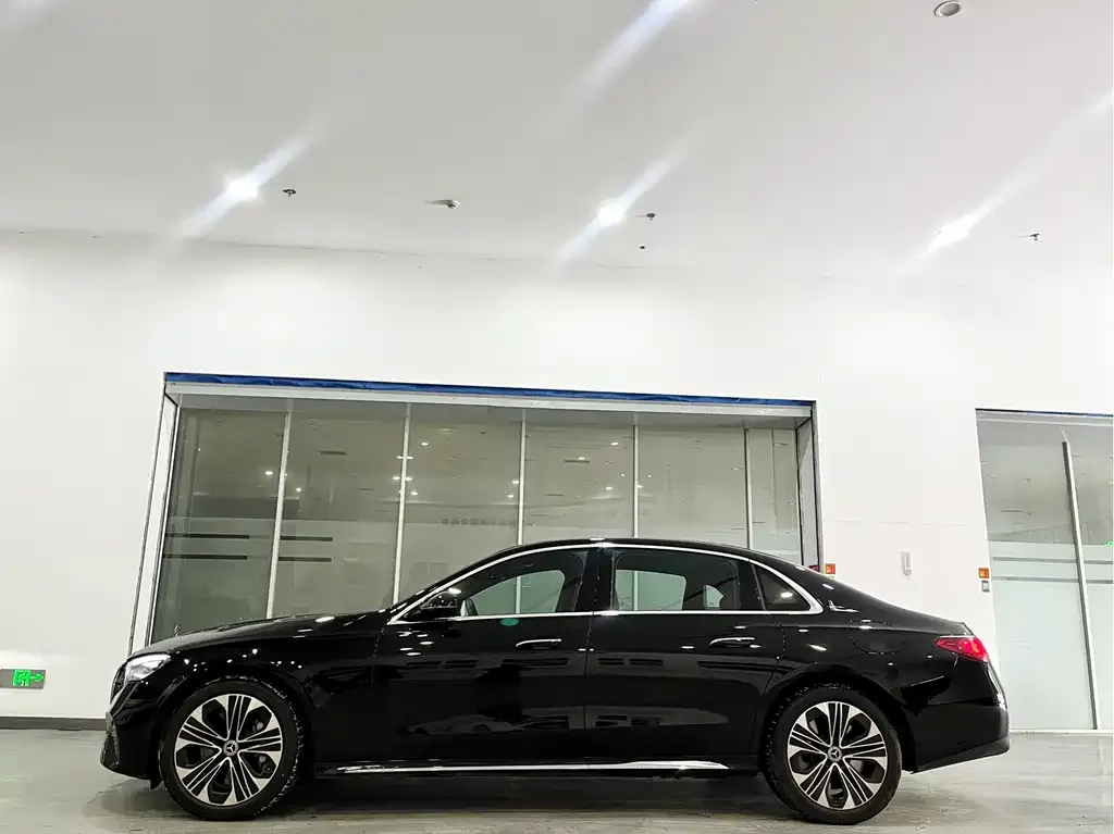 Mercedes-Benz E-Class New Energy 2024 из CN, фото 2