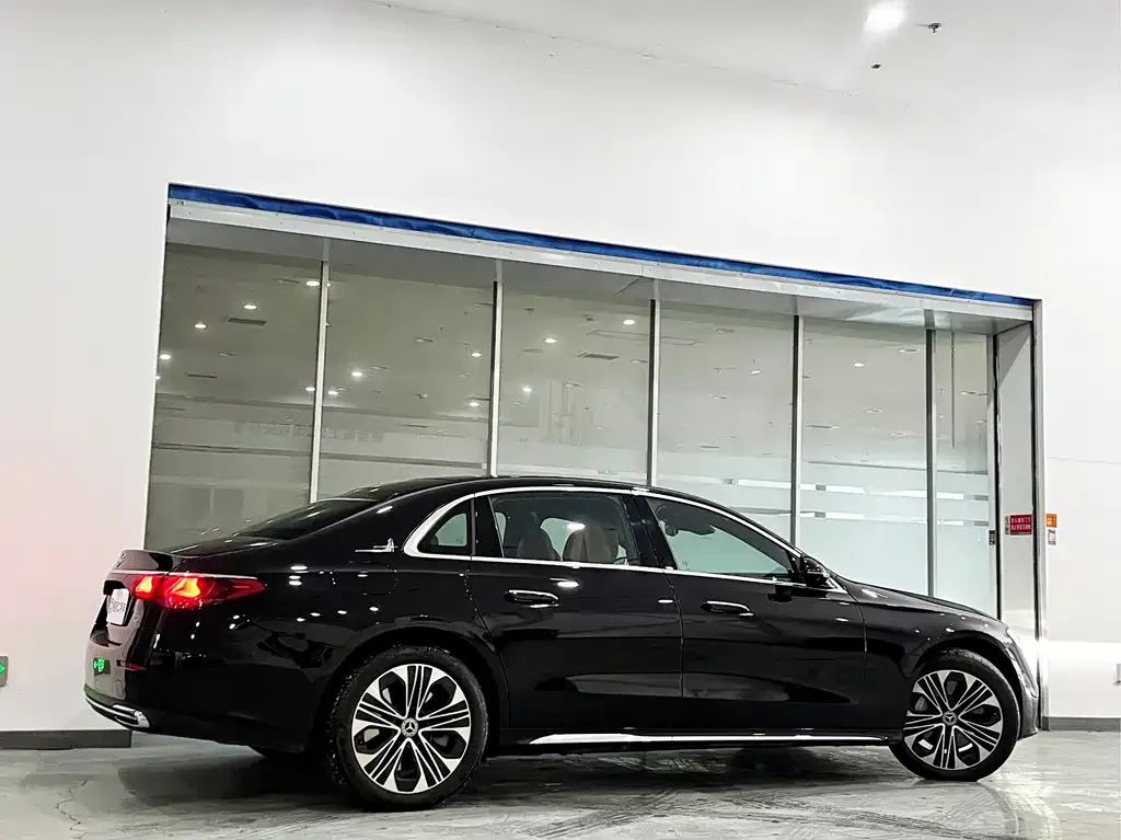 Mercedes-Benz E-Class New Energy 2024 из CN, фото 7