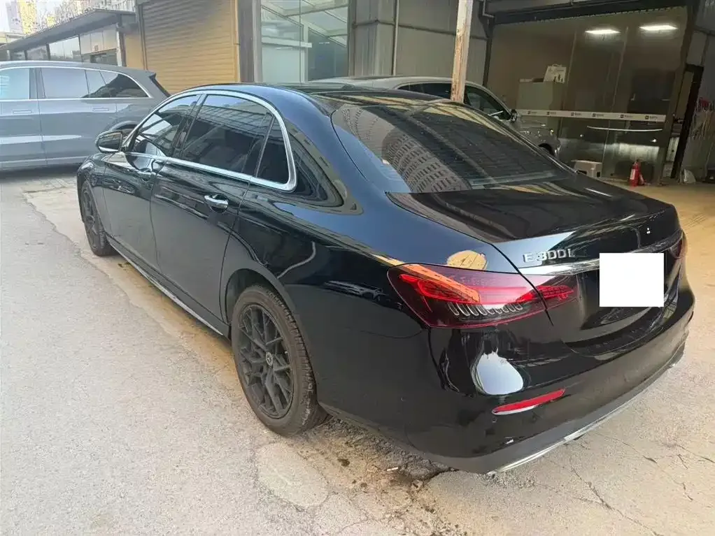 Mercedes-Benz E-Class 2023 из CN, фото 3