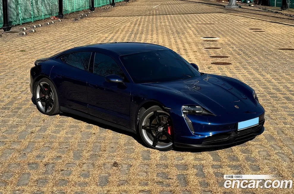 Porsche Taycan 2021 из KR, фото 6