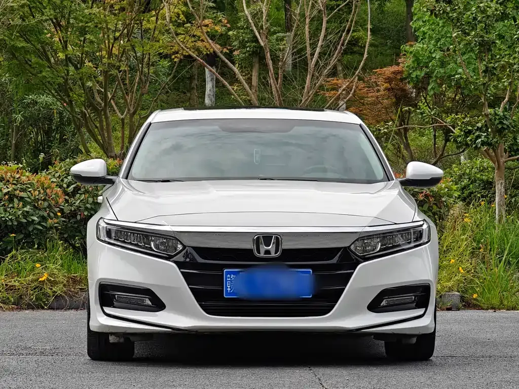 Honda Accord 2023 из CN, фото 1