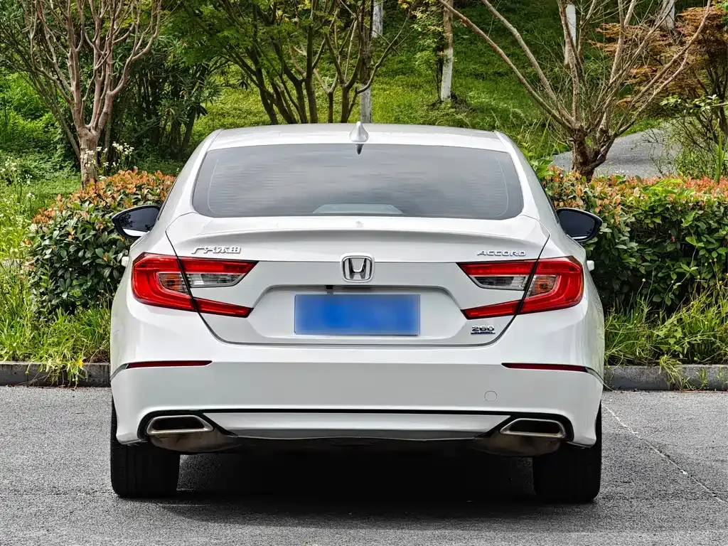 Honda Accord 2023 из CN, фото 5