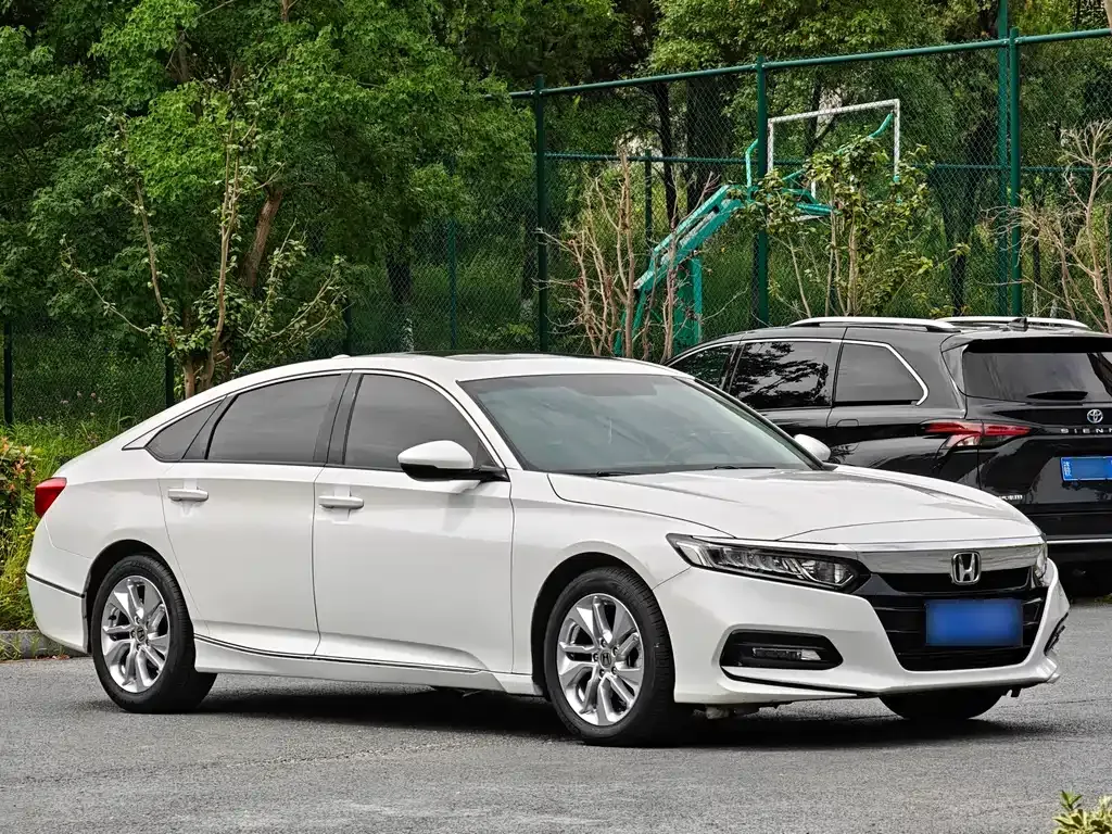 Honda Accord 2023 из CN, фото 8