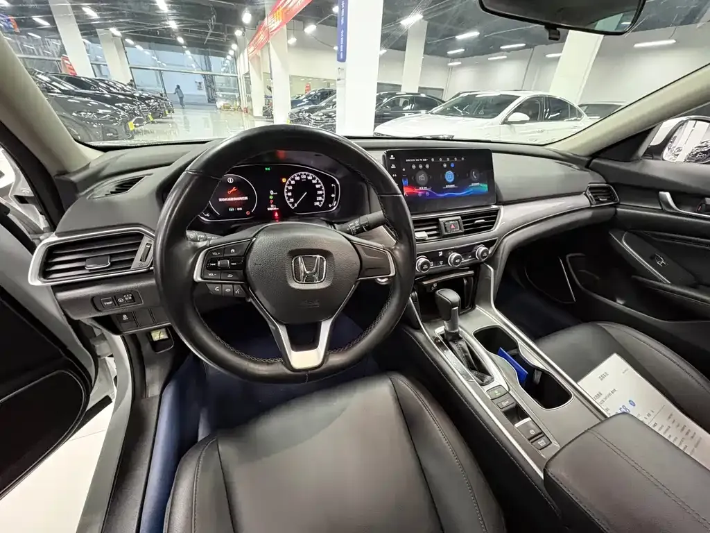 Honda Accord 2023 из CN, фото 3