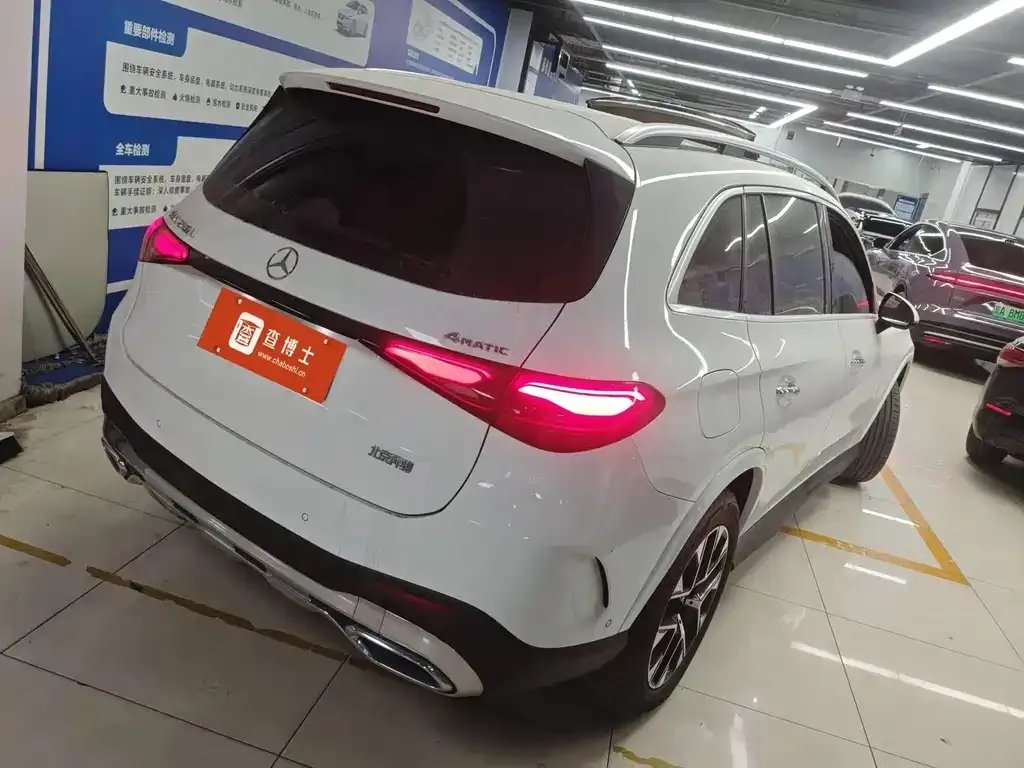 Mercedes-Benz GLC 2023 из CN, фото 2