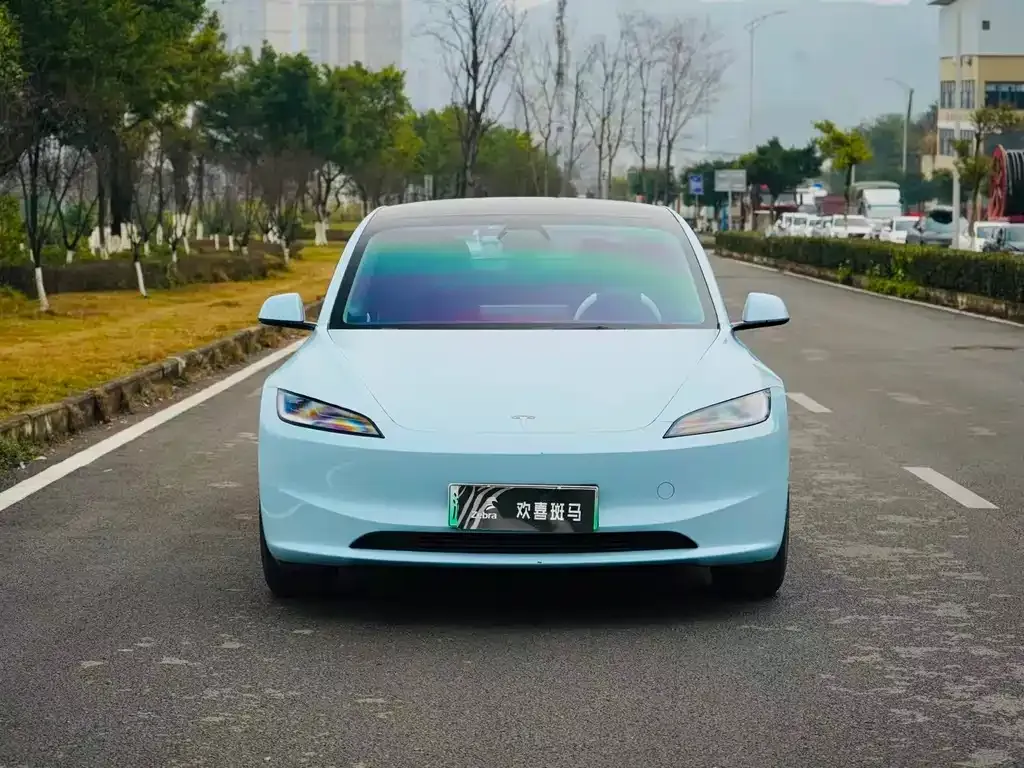 Tesla Model 3 2024 из CN, фото 4