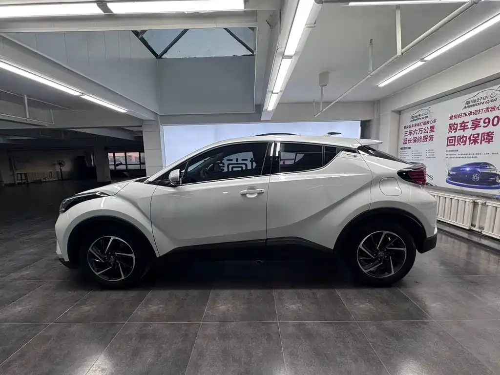 Toyota C-HR 2021 из CN, фото 3