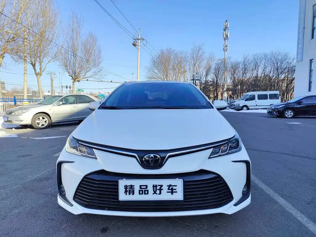 Toyota Corolla 2022 из CN, фото 1
