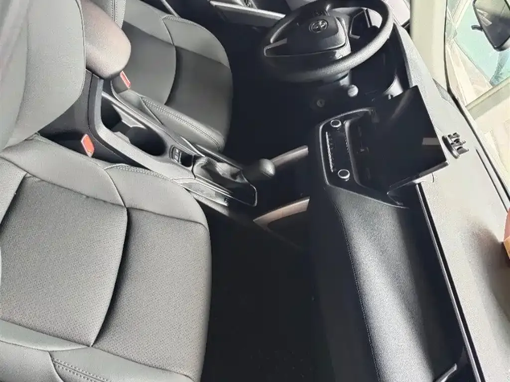 Toyota Frontlander 2023 из CN, фото 2