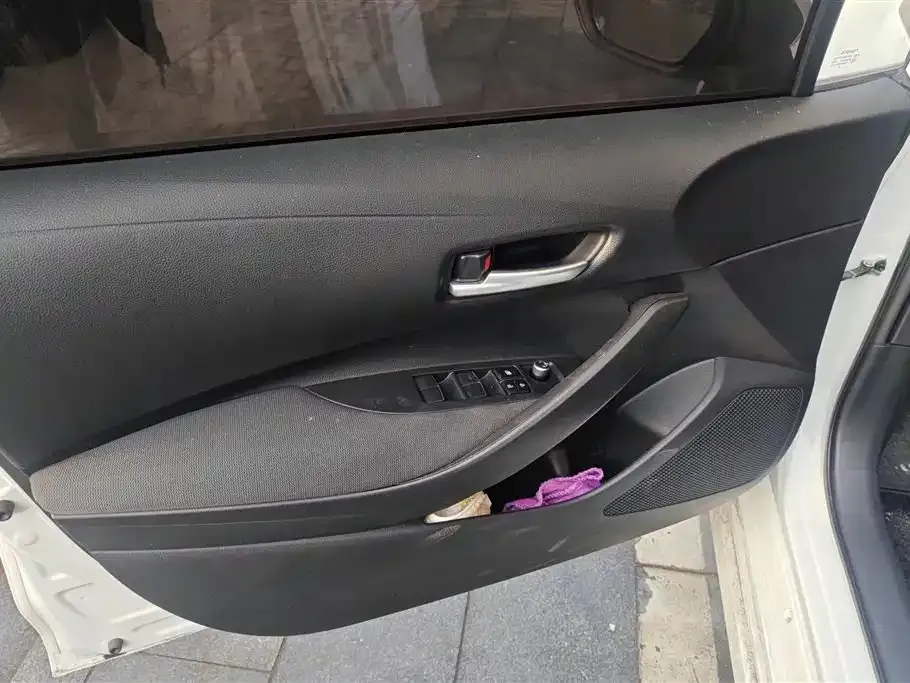 Toyota Corolla 2025 из CN, фото 3
