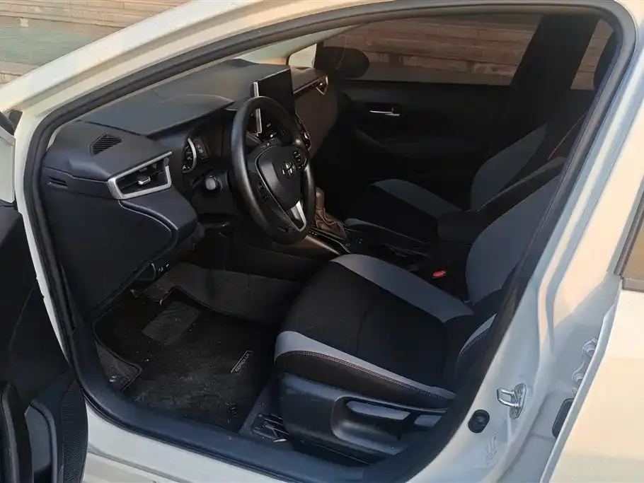 Toyota Corolla 2025 из CN, фото 9