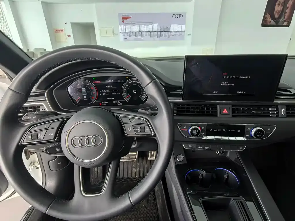 Audi A4L 2025 из CN, фото 5