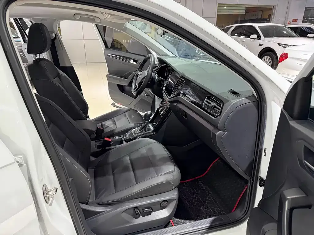Volkswagen T-Roc 2022 из CN, фото 3