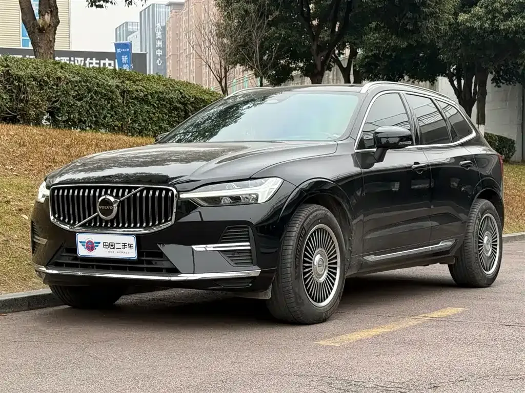 Volvo XC60 2021 из CN, фото 1