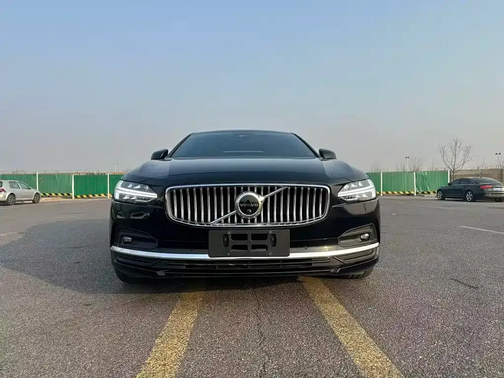 Volvo S90 2022 из CN, фото 4