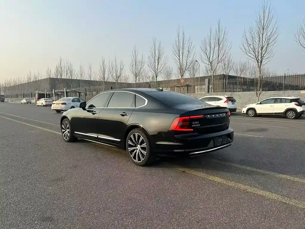 Volvo S90 2022 из CN, фото 2