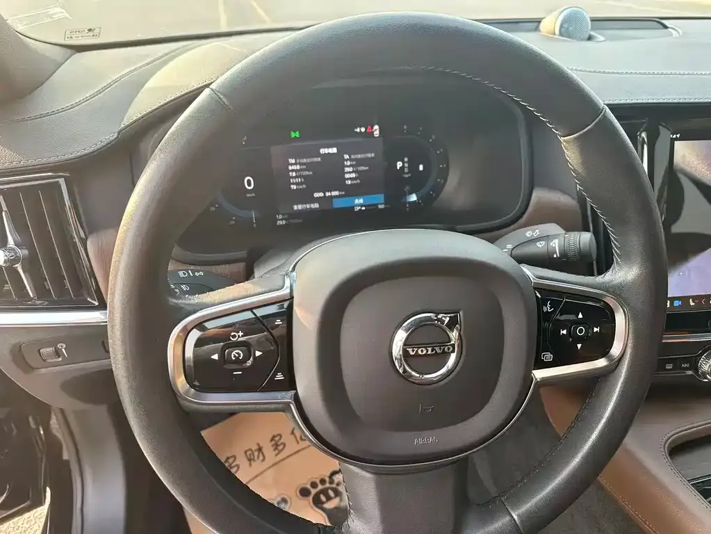 Volvo S90 2022 из CN, фото 6