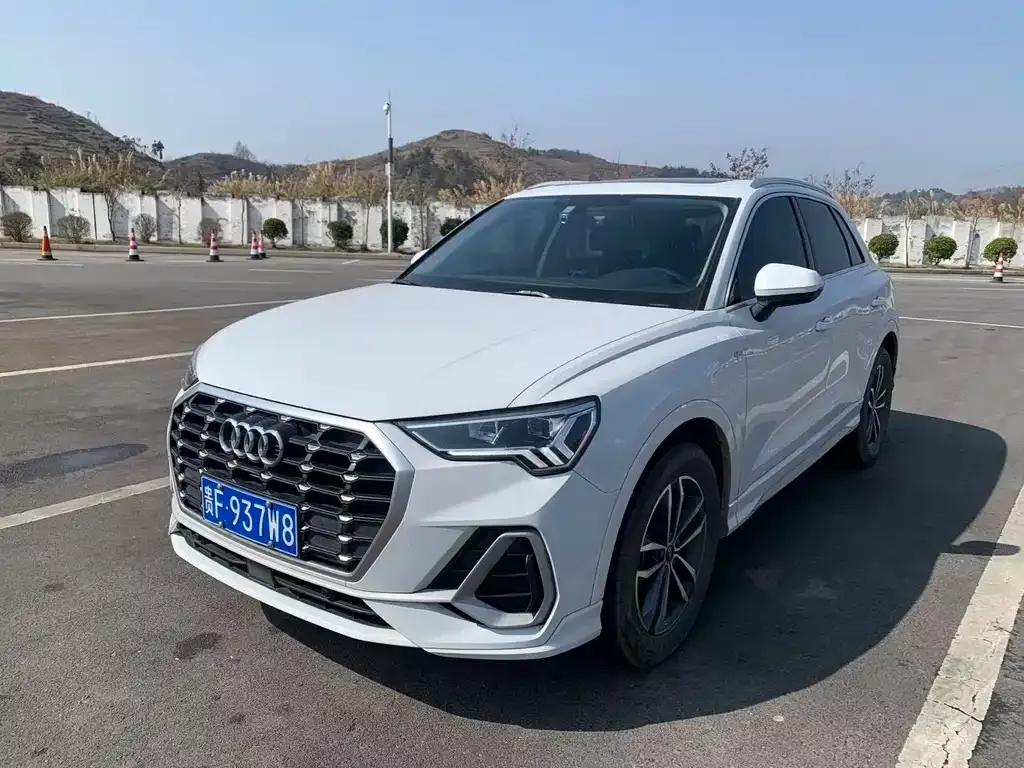 Audi Q3 2022 из CN, фото 1