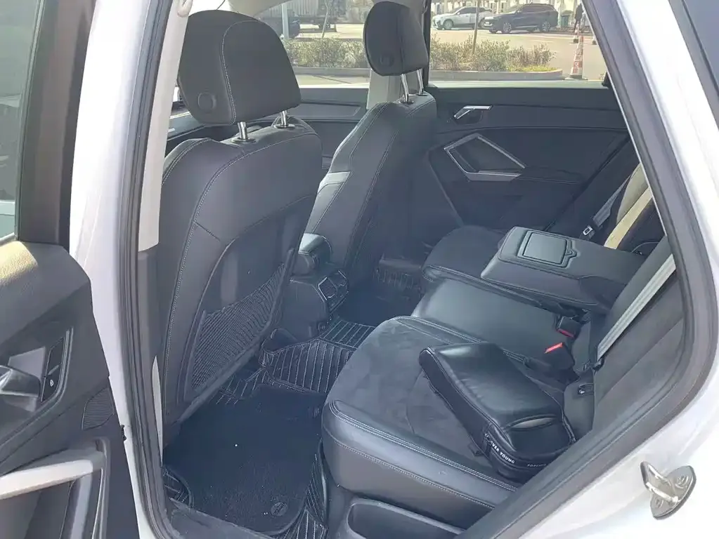 Audi Q3 2022 из CN, фото 6
