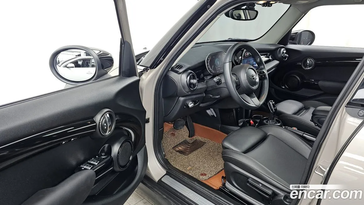 Mini Cooper 2022 из KR, фото 10