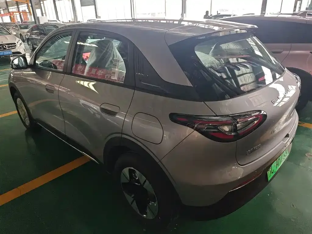 Geely Starburst — фото 4