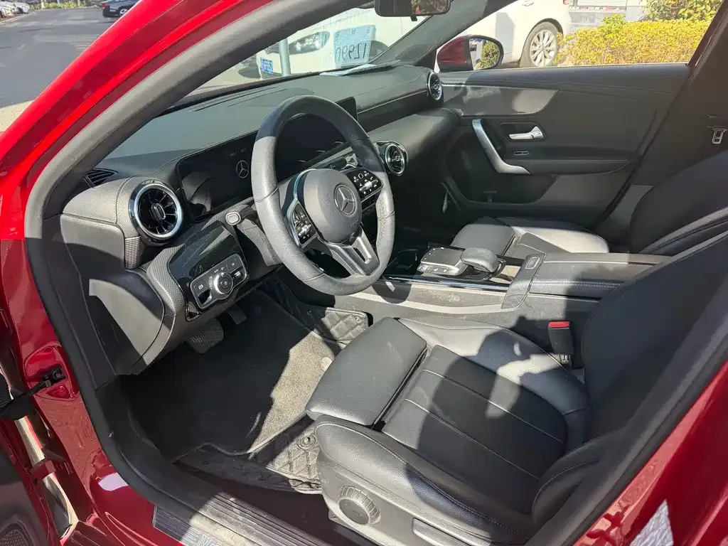 Mercedes-Benz A-Class 2021 из CN, фото 4