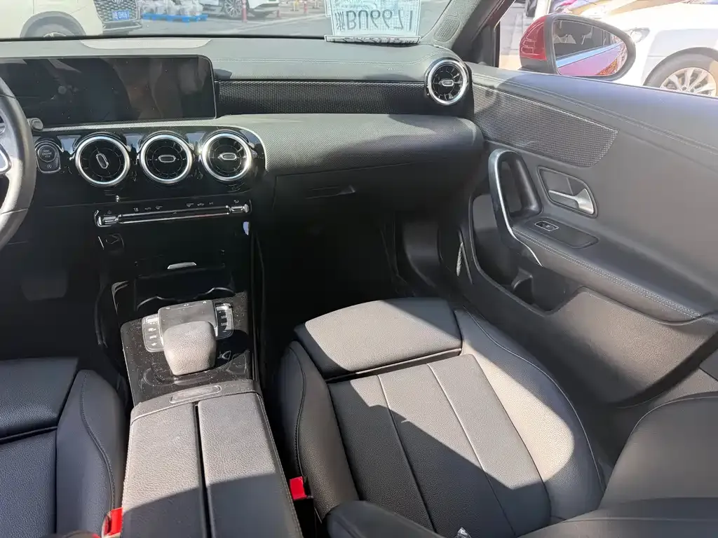 Mercedes-Benz A-Class 2021 из CN, фото 2