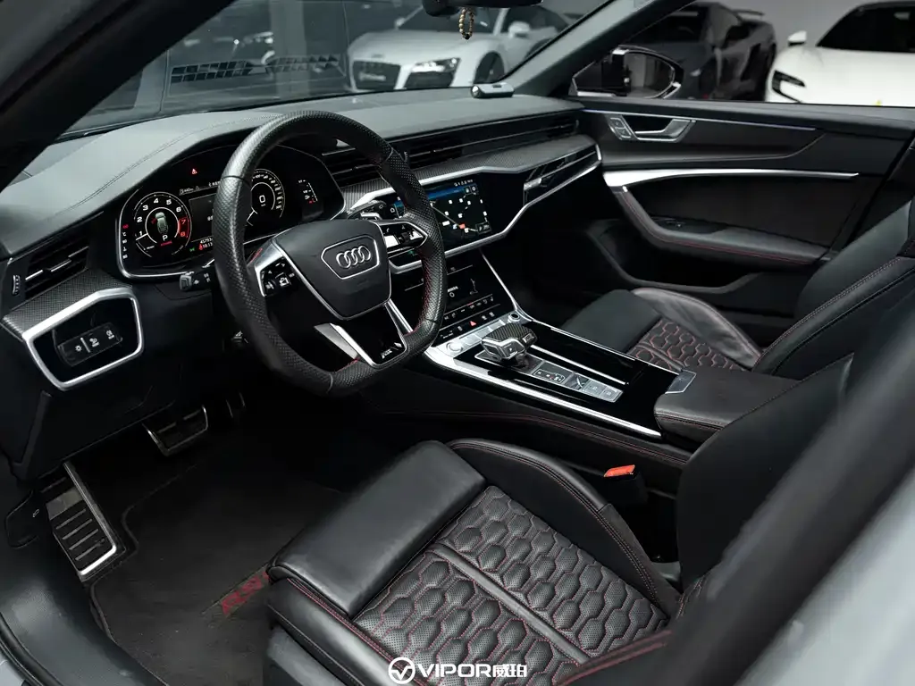 Audi RS 6 2021 из CN, фото 6