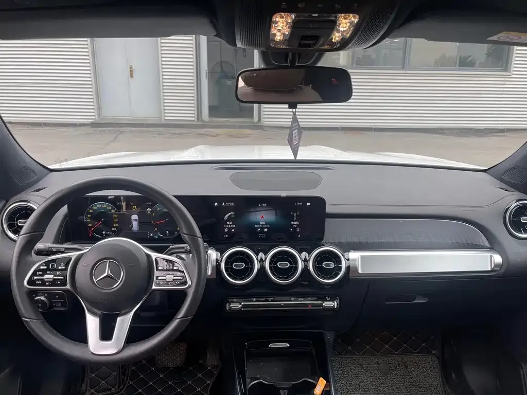 Mercedes-Benz GLB 2023 из CN, фото 3